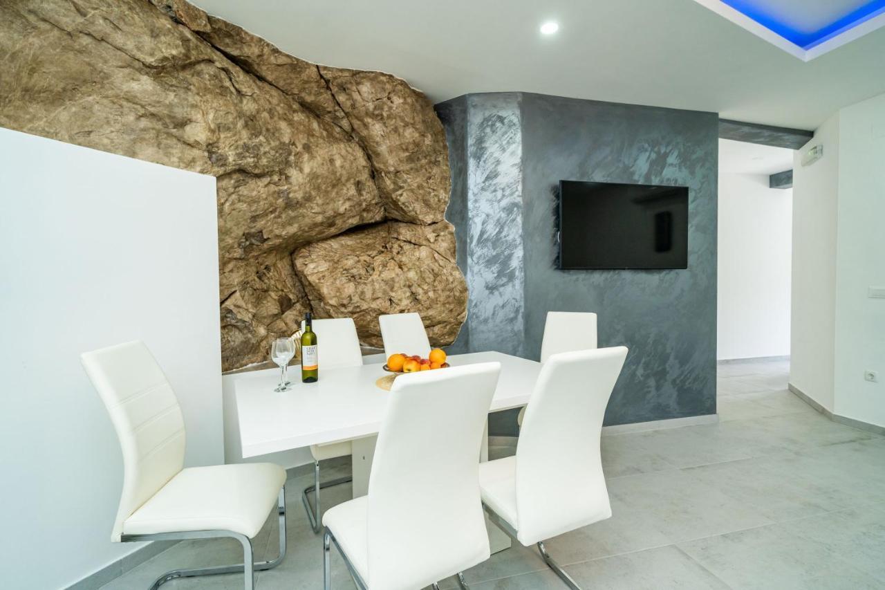 Hidden Gem Apartment Molunat Exterior foto