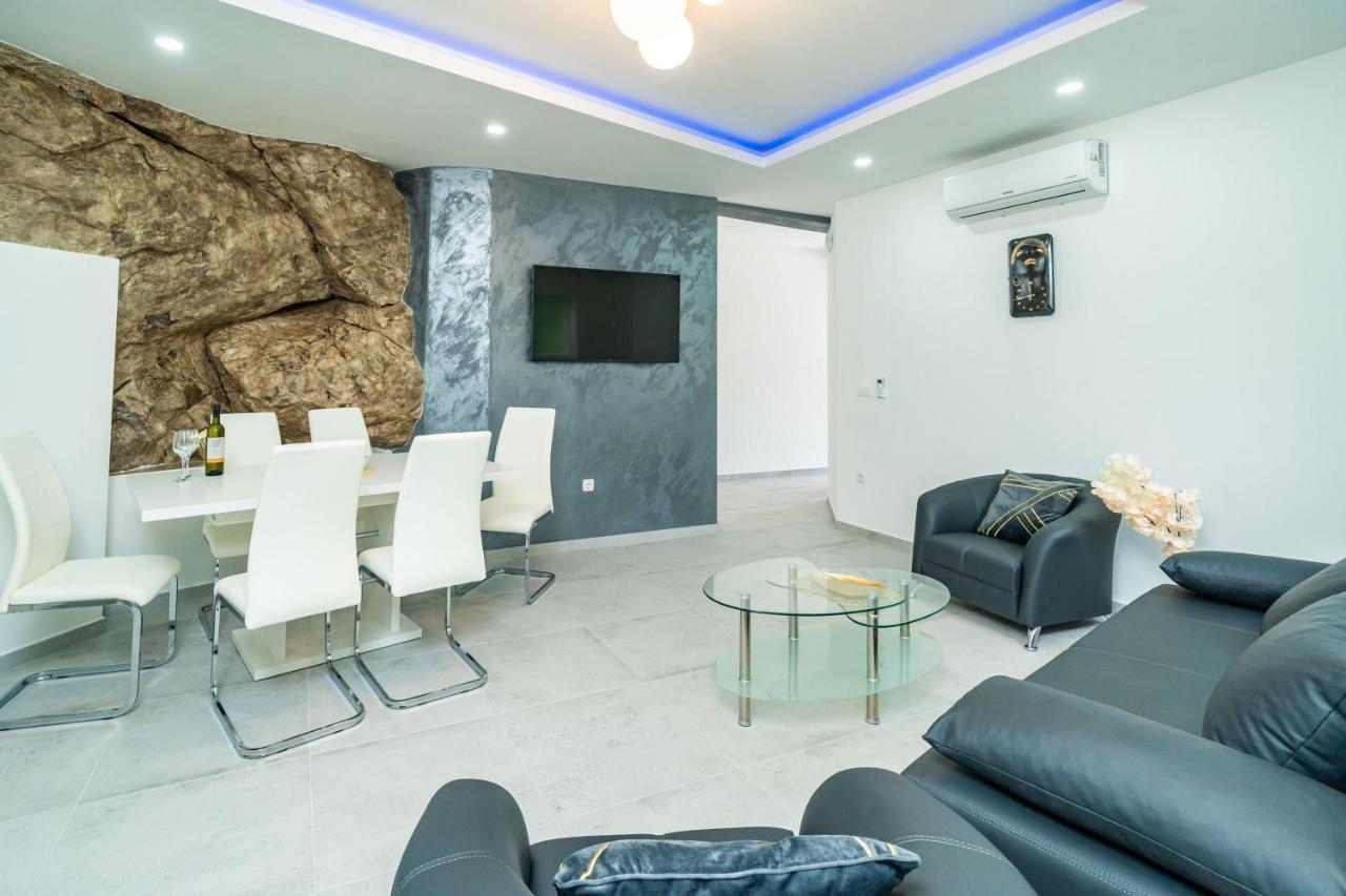 Hidden Gem Apartment Molunat Exterior foto
